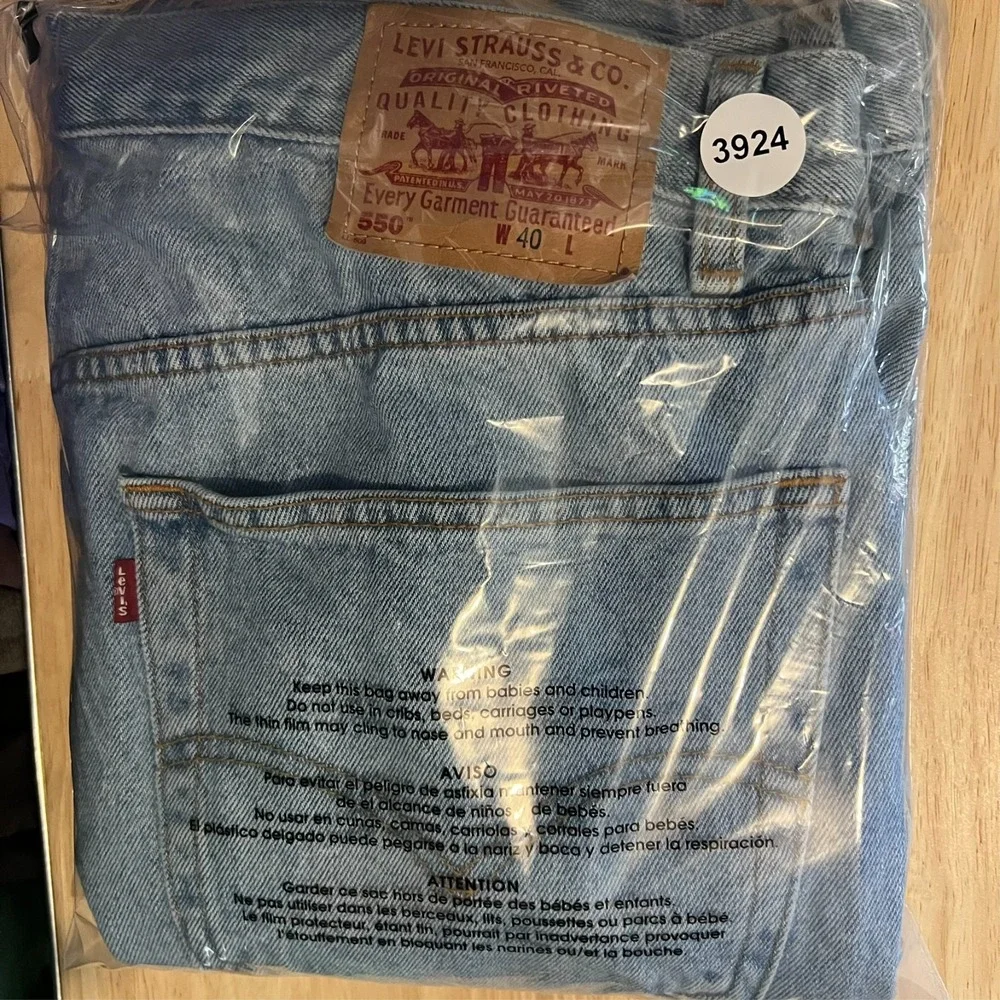 VTG Levi's 550 Relaxed Fit‎ Blue Denim Jean Shorts Men's 40 (Fits 38x10) 90s USA